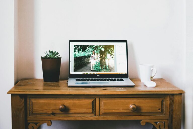 Creative Ways to Organise Your Home Office for Better Productivity